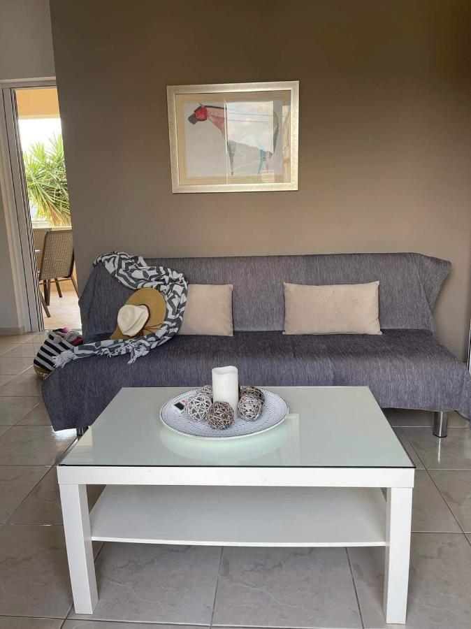 Pasithea Apts Almirida