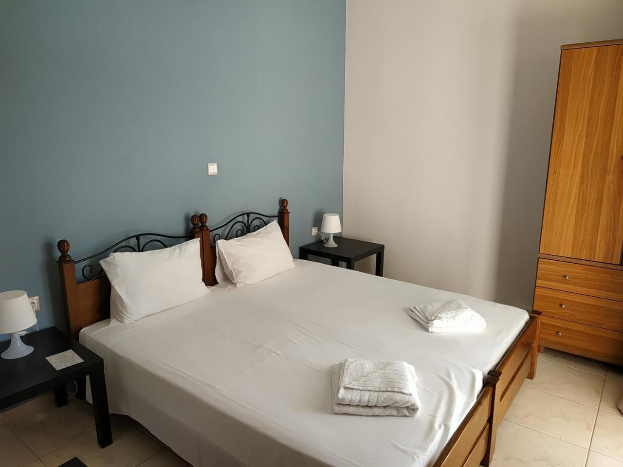 Pasithea Apts Appartement Almirida