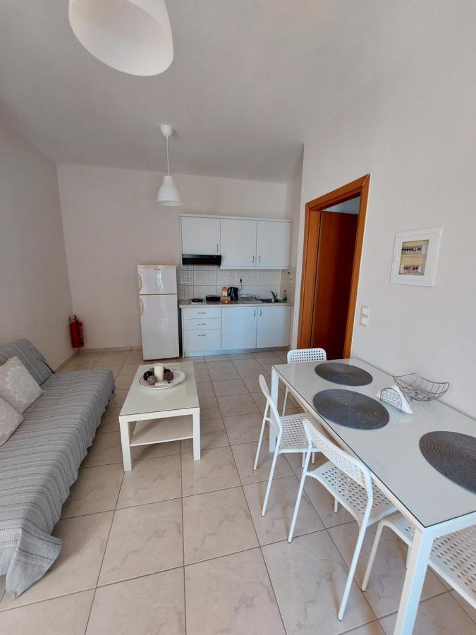 Pasithea Apts * Almirida