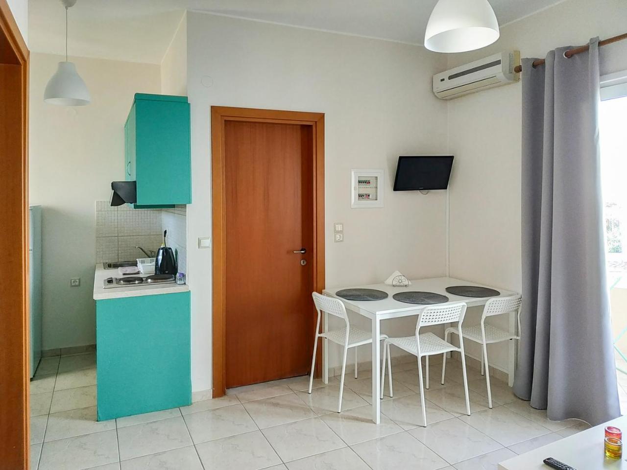 Pasithea Apts * Almirida